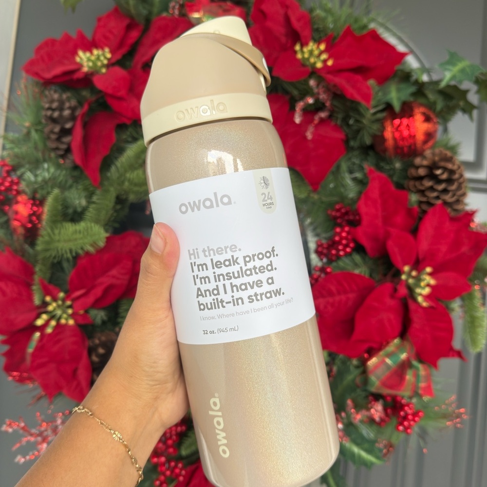 Owala Holiday Magic 32 oz Bottle